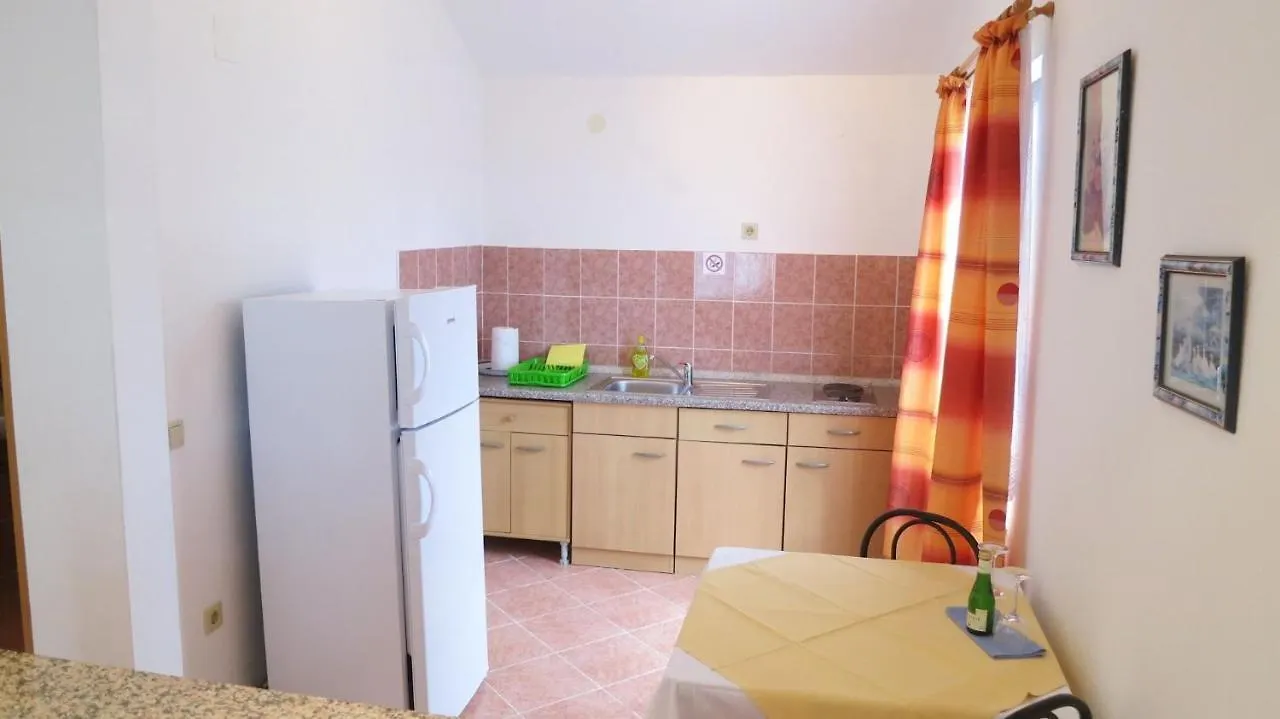 Apartments With A Parking Space Soline, Krk - 18787 Dobrinj 0*,